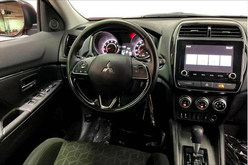 2023 Mitsubishi Outlander Sport 2.0 LE