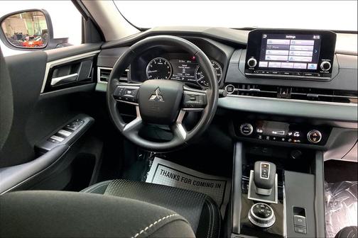 2024 Mitsubishi Outlander ES 2.5 2WD