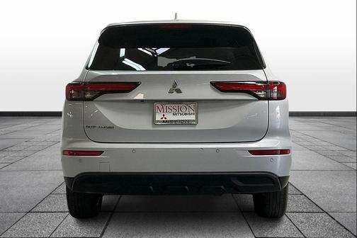 2024 Mitsubishi Outlander ES 2.5 2WD