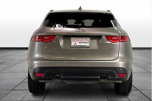 2018 Jaguar F-PACE 25t R-Sport