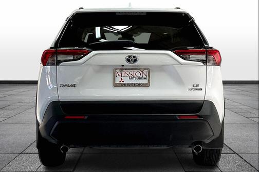 2022 Toyota RAV4 Hybrid LE