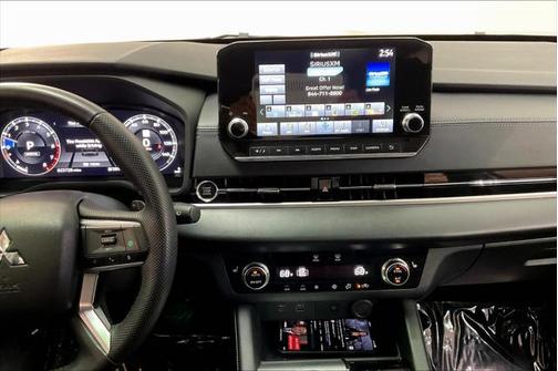 2023 Mitsubishi Outlander SEL 2.5 2WD