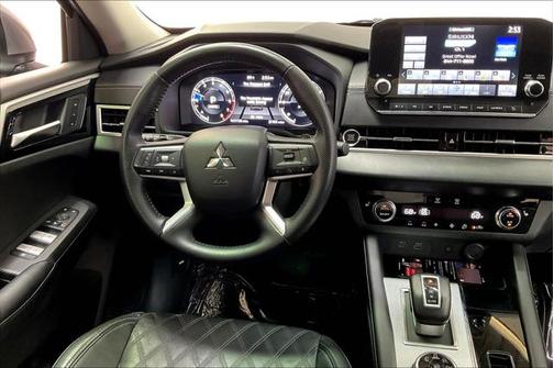 2023 Mitsubishi Outlander SEL 2.5 2WD