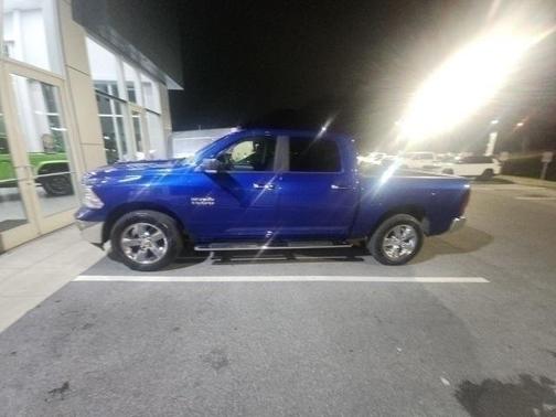 2018 RAM 1500 Big Horn Crew Cab 4x4 57' Box