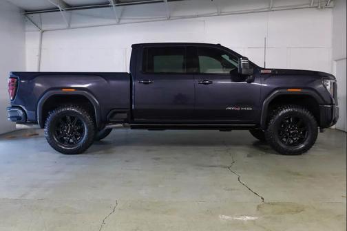 Gray 2024 GMC Sierra 2500 AT4