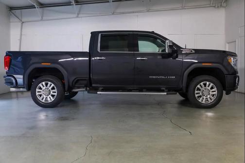 Black 2020 GMC Sierra 2500 Denali