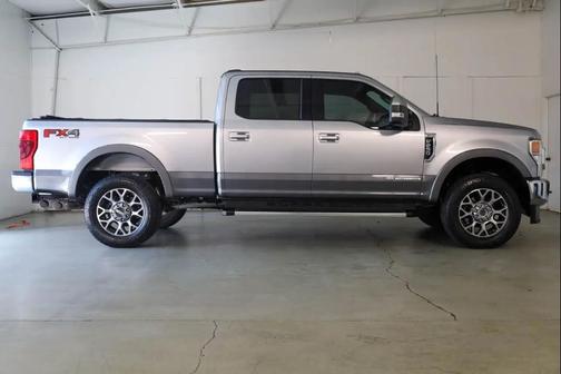Silver 2022 Ford F-250 Lariat 4WD Crew Cab 8' Box