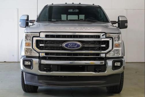 Silver 2022 Ford F-250 Lariat 4WD Crew Cab 8' Box