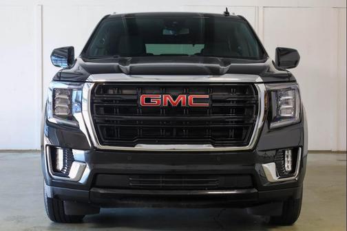 Black 2023 GMC Yukon SLE