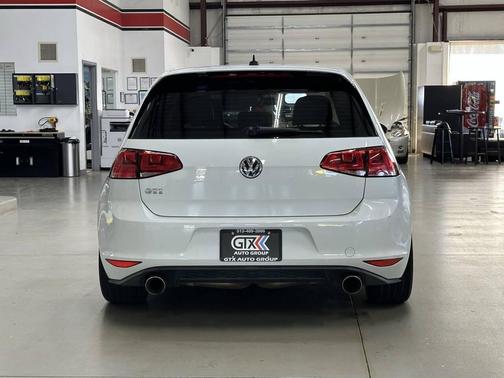 2015 Volkswagen Golf GTI 2.0T SE 2-Door