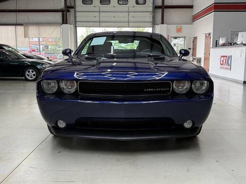 Jazz Blue Pearlcoat 2013 Dodge Challenger SXT