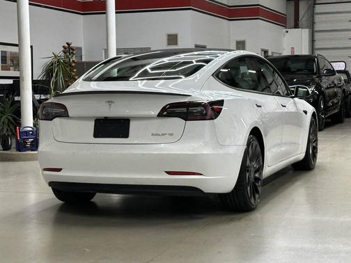 2022 Tesla Model 3 Performance