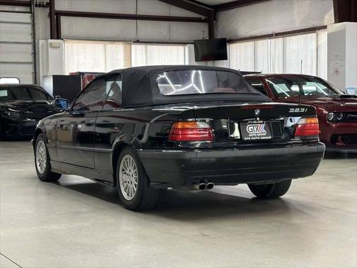 1999 BMW 323 323i 2dr Convertible