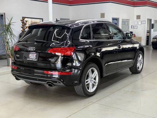 BLACK 2013 Audi Q5 3.0T Premium Plus