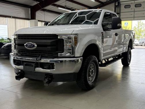 Oxford White 2019 Ford F-250 SUPER DUTY