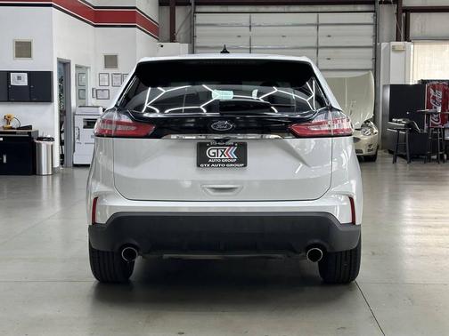 2019 Ford Edge SE