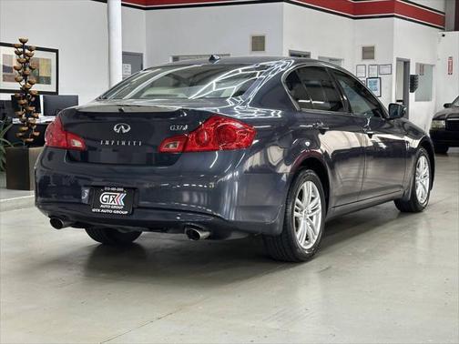 2011 INFINITI G37x Base