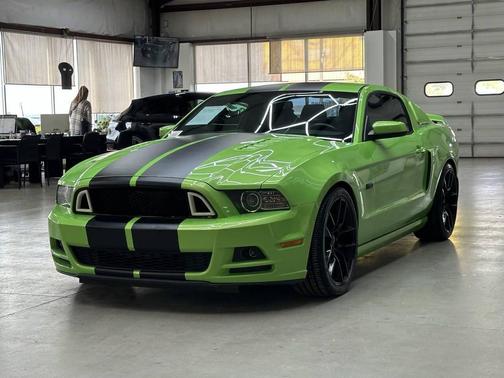 2013 Ford Mustang GT Premium