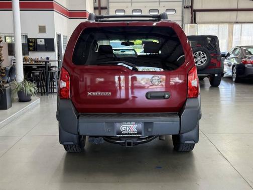 Red Brawn Clearcoat 2005 Nissan Xterra S