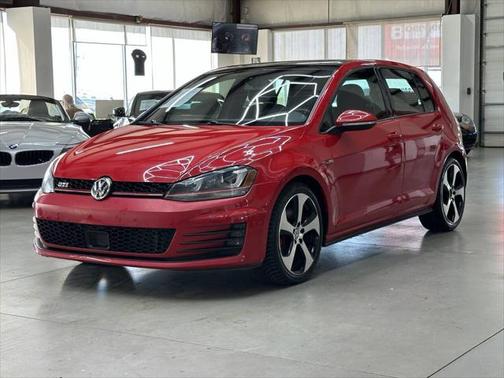 2015 Volkswagen Golf GTI 2.0T SE 4-Door