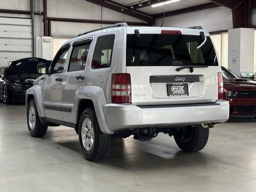 2010 Jeep Liberty Sport
