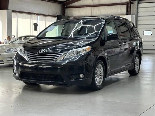 2014 Toyota Sienna XLE