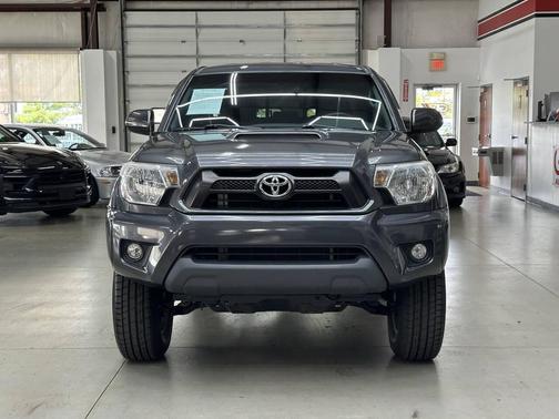 2015 Toyota Tacoma Base