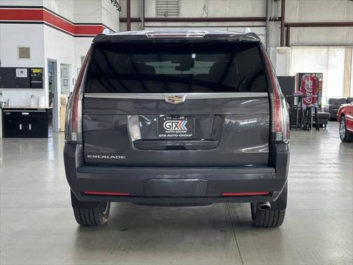 2018 Cadillac Escalade Premium Luxury