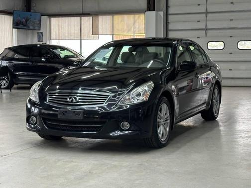 2013 INFINITI G37x Base