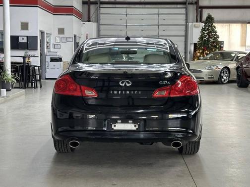 2013 INFINITI G37x Base