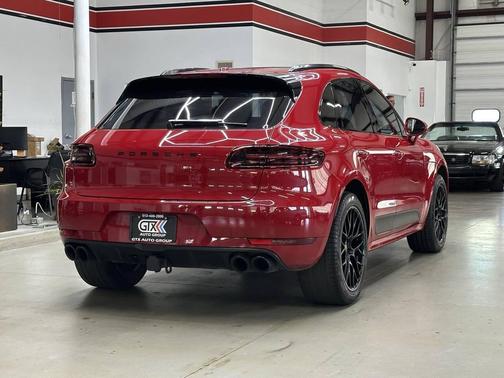 2018 Porsche Macan GTS