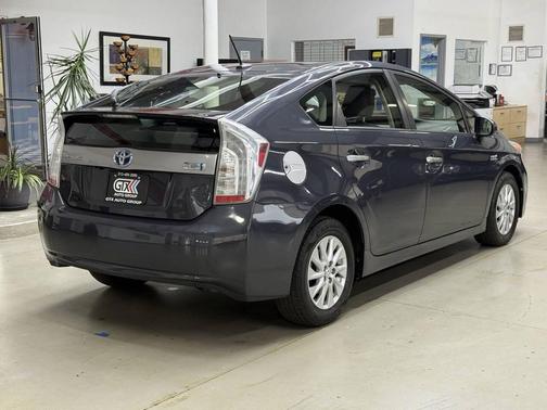 Winter Gray Metallic 2012 Toyota Prius Plug-in Base