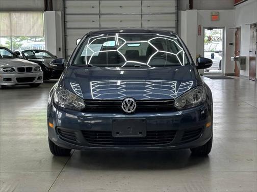 2011 Volkswagen Golf 2.5L 2-Door