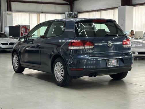 2011 Volkswagen Golf 2.5L 2-Door