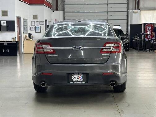 2015 Ford Taurus SE