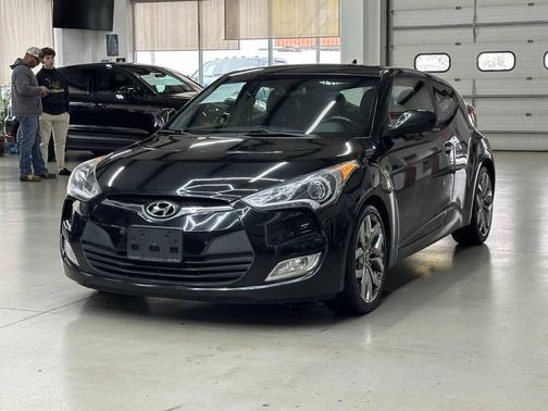 2015 Hyundai Veloster RE:FLEX w/Black