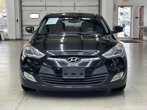 2015 Hyundai Veloster RE:FLEX w/Black