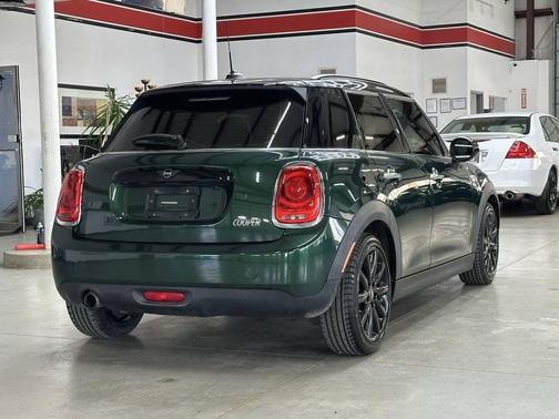 2017 MINI Hardtop Cooper