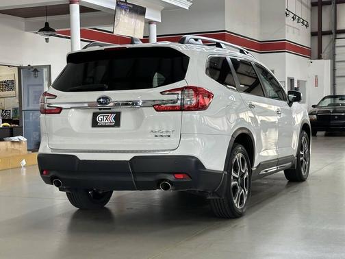 2023 Subaru Ascent Touring 7-Passenger