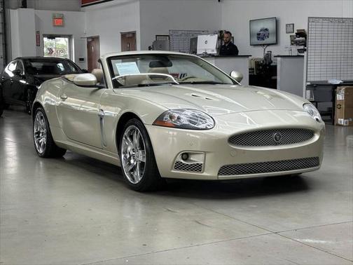 2009 Jaguar XKR Base