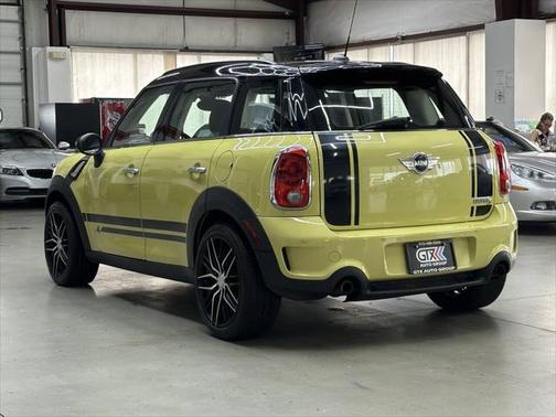 2012 MINI Cooper S Countryman Base