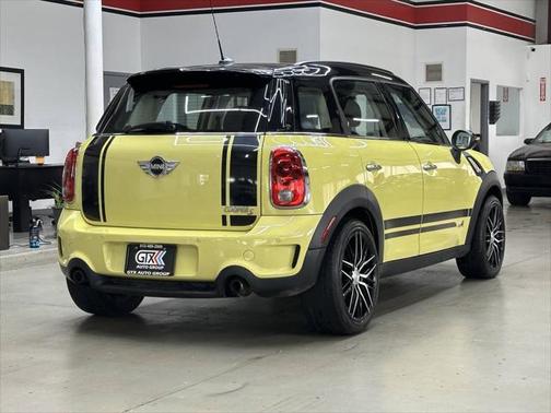 2012 MINI Cooper S Countryman Base