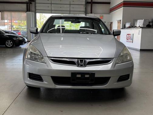 Alabaster Silver Metallic 2007 Honda Accord EX