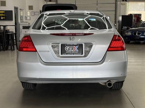Alabaster Silver Metallic 2007 Honda Accord EX