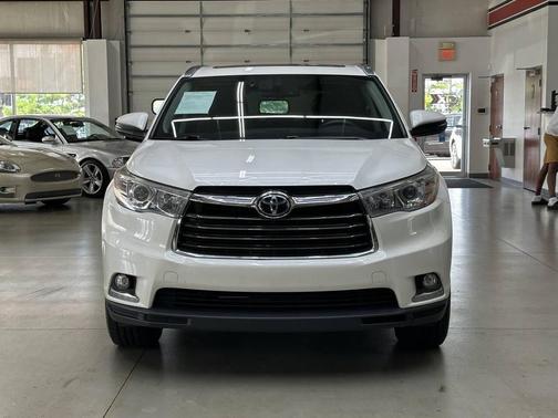 2016 Toyota Highlander Limited Platinum