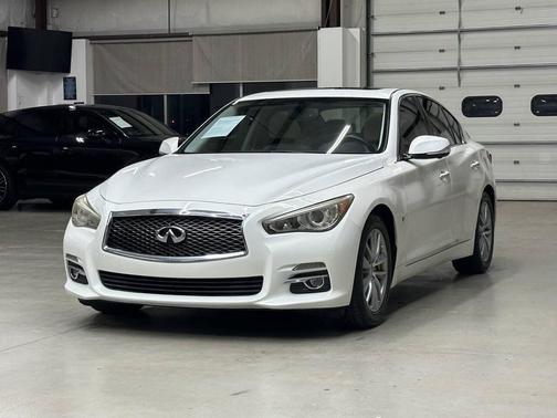 2014 INFINITI Q50 Premium