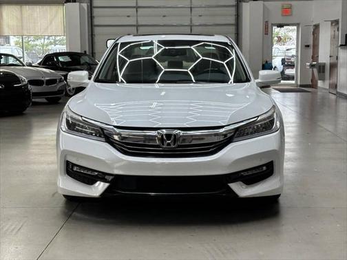 2017 Honda Accord Hybrid Touring