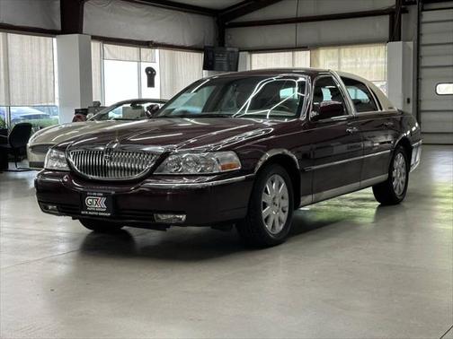 2007 Lincoln Town Car Signature