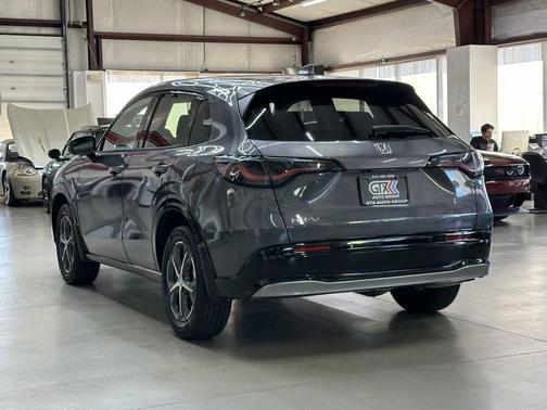 2024 Honda HR-V EX