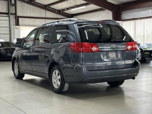 2009 Toyota Sienna CE